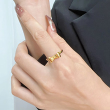 日韩简约蝴蝶结戒指女 ins不掉色钛钢镀18K金 食指戒时尚个性指环