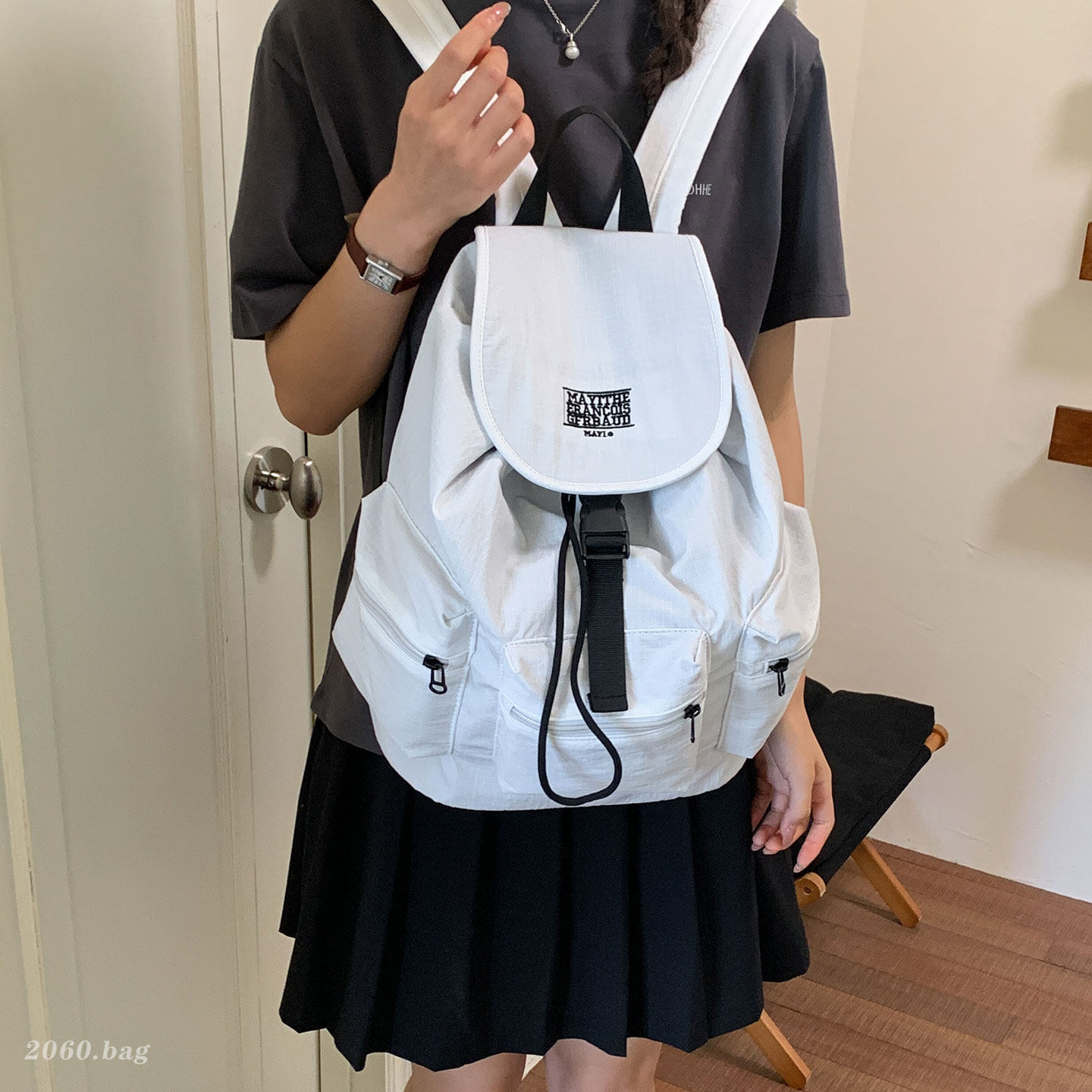 Estudiantes de gran capacidad nueva mochila de verano mochila de estilo femenino simple estilo casual 2026 mochila de cuerda