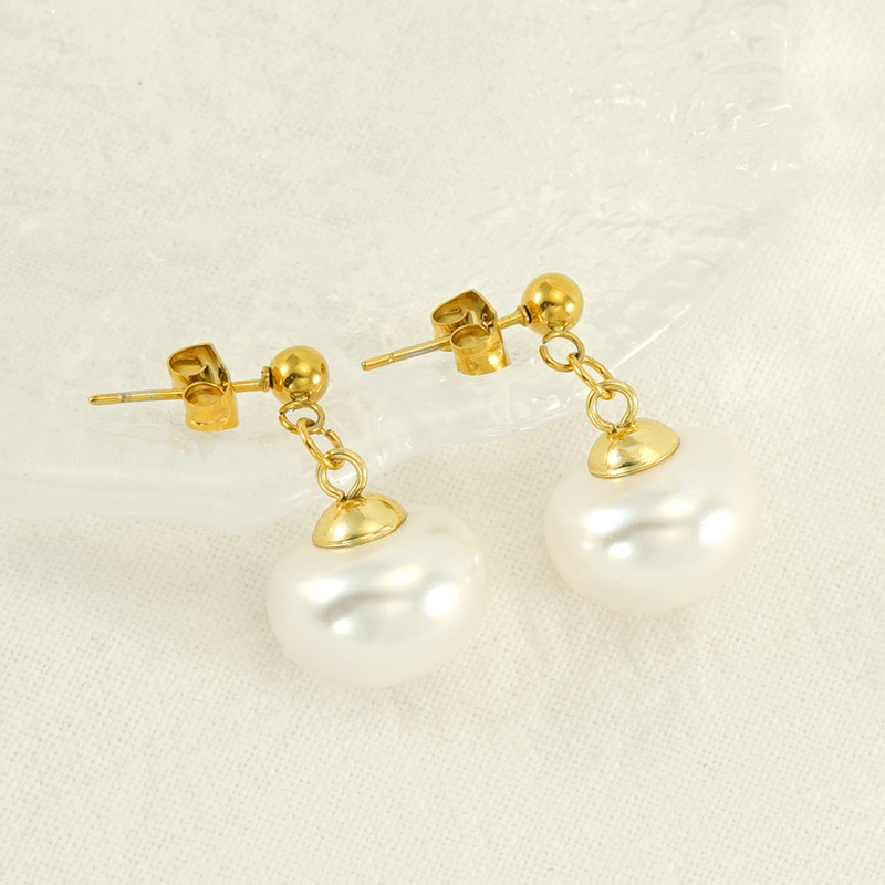 Pendientes de acero inoxidable geométricos de perlas retro francés para mujeres temperamento de moda nicho Luz de lujo de alto grado Otoño e Invierno pendientes para mujeres