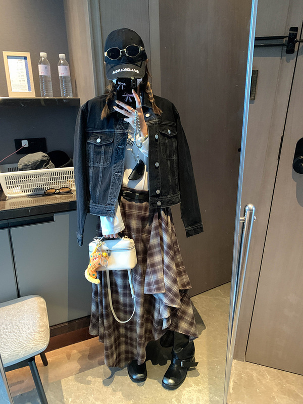 摩且 时髦做旧感 美式设计感双口袋翻领短款水洗牛仔外套 MQ0808|undefined