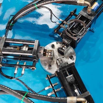 Avtomobil və motosiklet məhsulları istehsal avadan Automatic Metal Pipe Punching