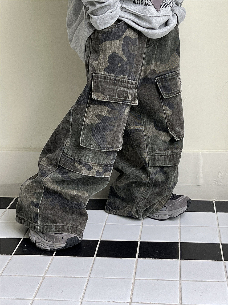 Spring children's camouflage casual trousers for leisure for boys