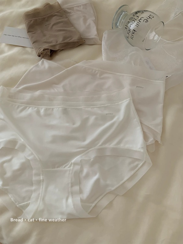 绵密奶油~内裤女中腰无痕亲肤裸感面膜裤舒适透气包臀少女三角裤|undefined