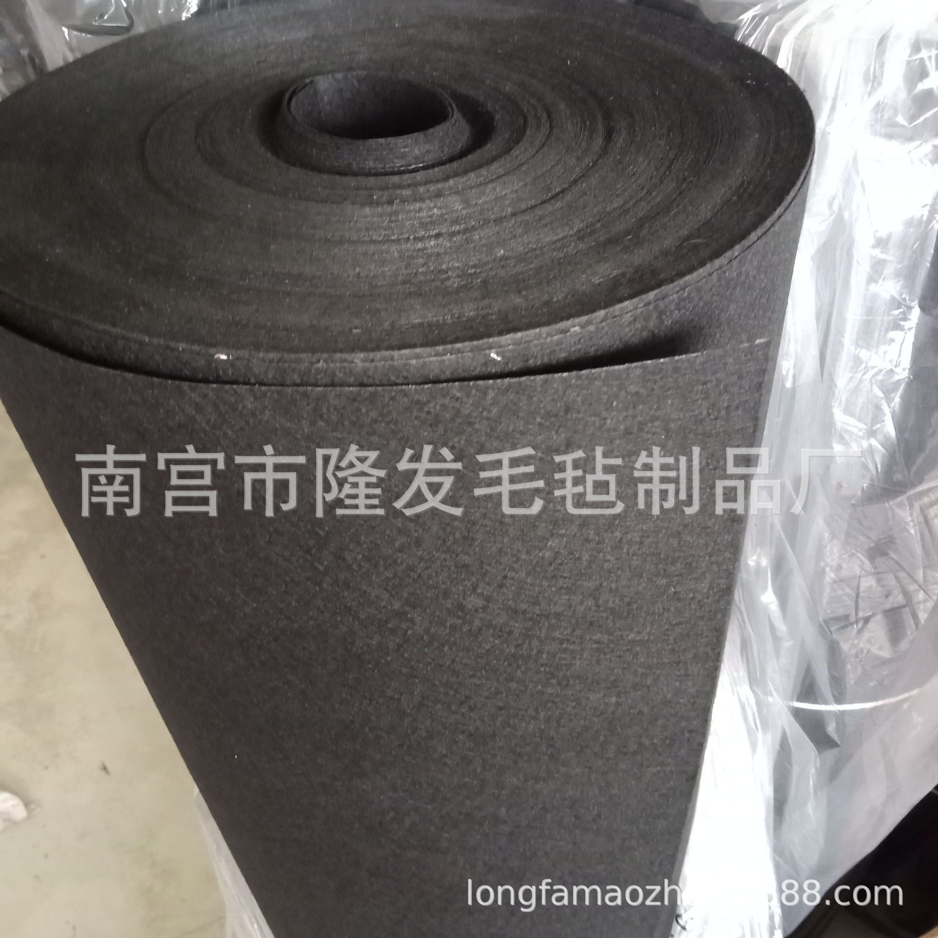 汽车后背箱毛毡汽车隔音粘性毛毯后备箱背胶毛毡垫地毯背面无纺布