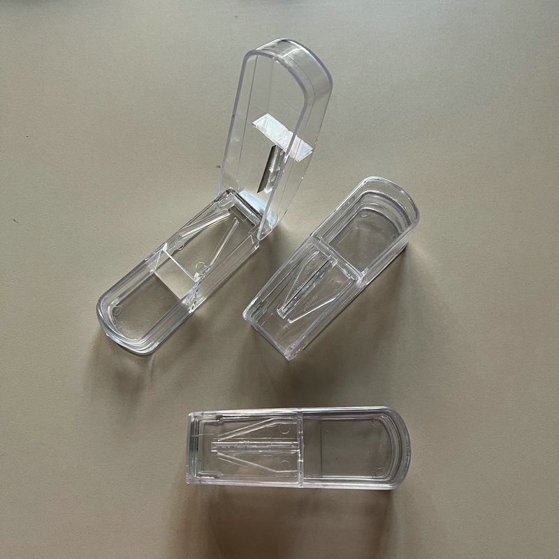塑料PS料折叠切药器 药丸药片分割器 带刀片切药片储药盒