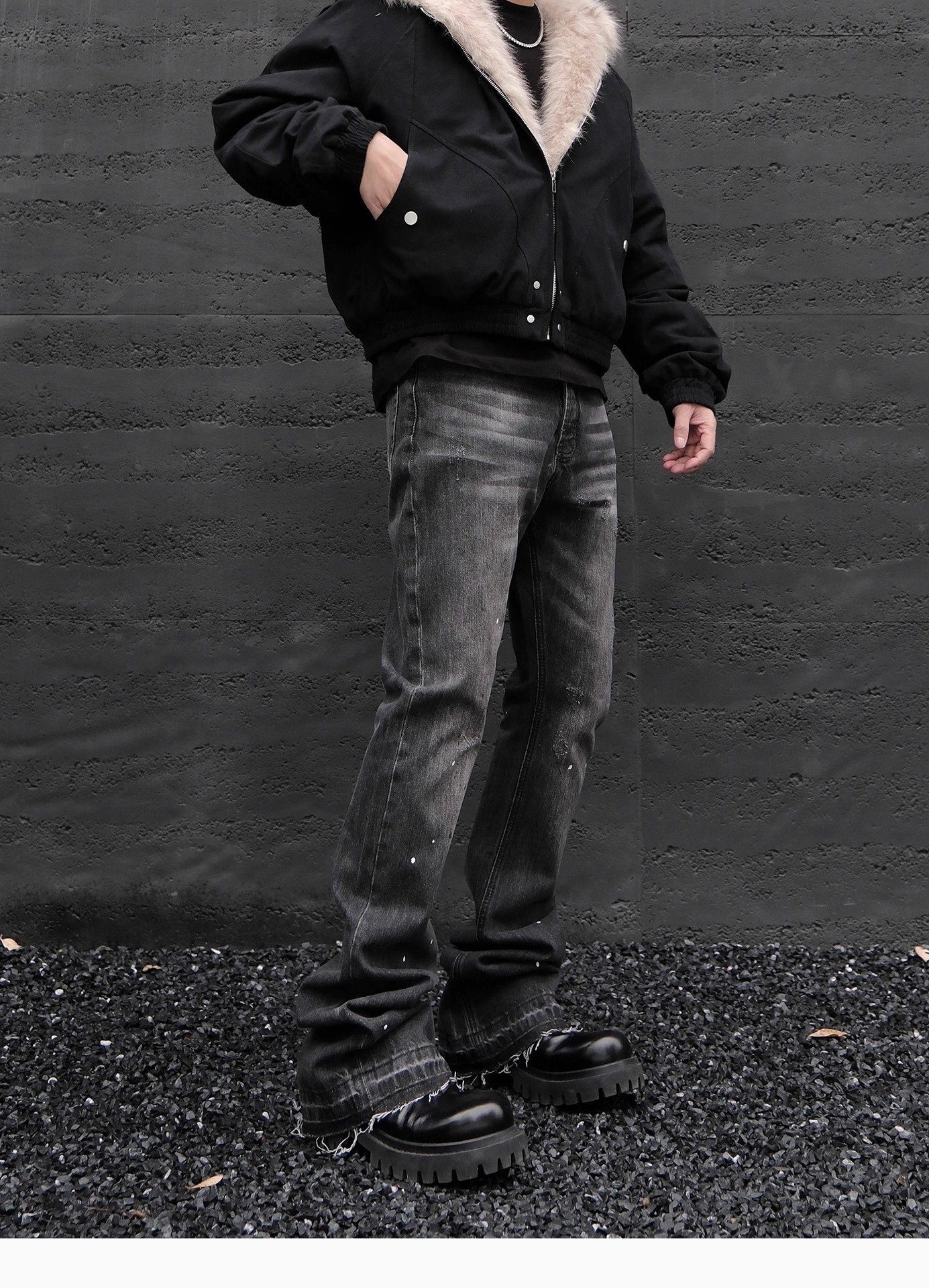 Men's Retro Ink Splashed Straight Leg Jeans With Raw Edge Detail_voghion.com