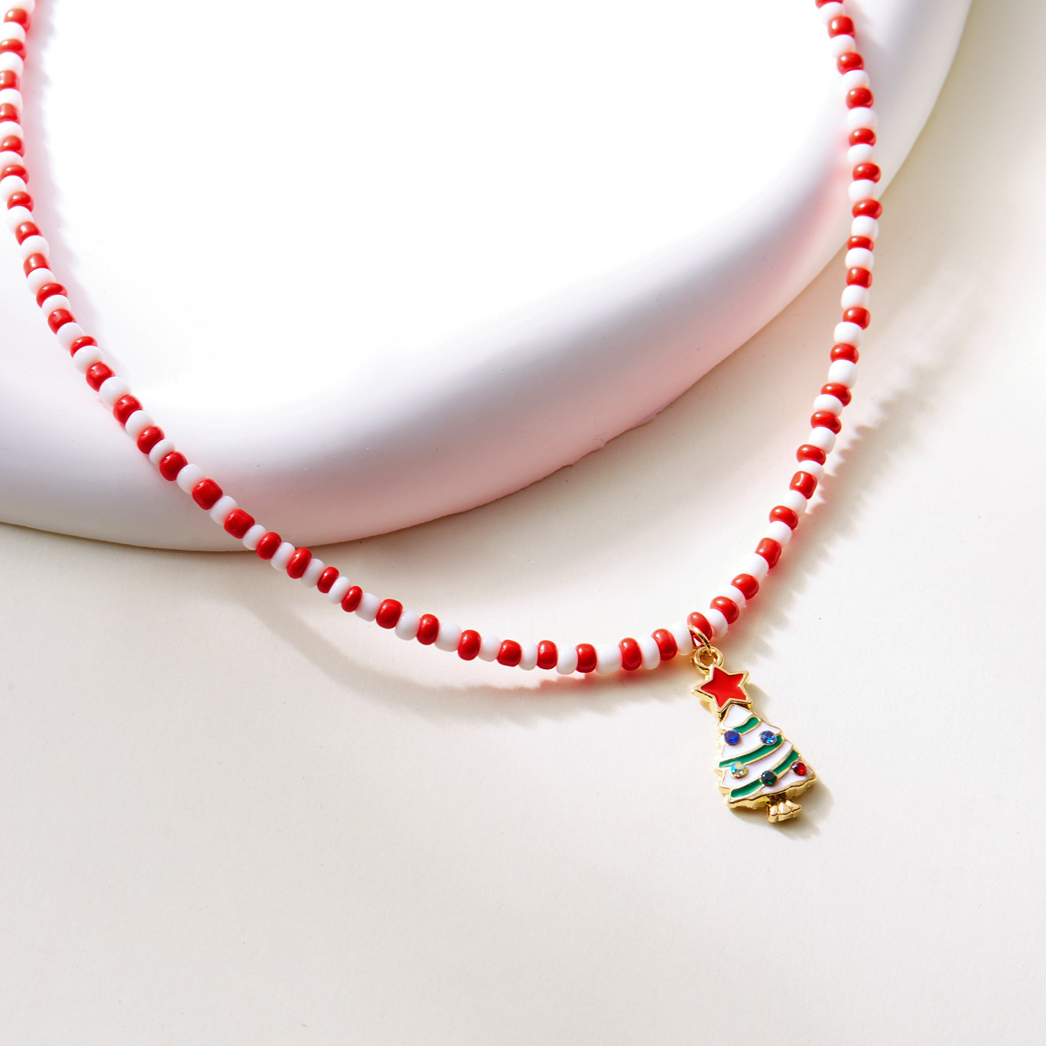nouveau collier de perles fait main à la mode et polyvalent collier de perles de riz de sapin de Noël Père Noël femme_voghion.com