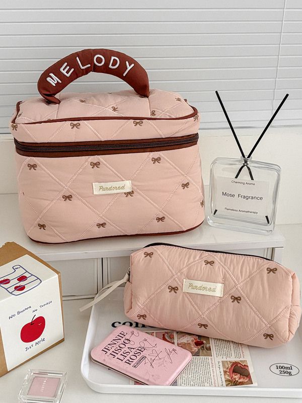クロスボーダーベリーリボン化粧品バッグ新しい高価値ガーリーハート刺繍ポータブル大容量ポータブルトイレタリーバッグ|undefined