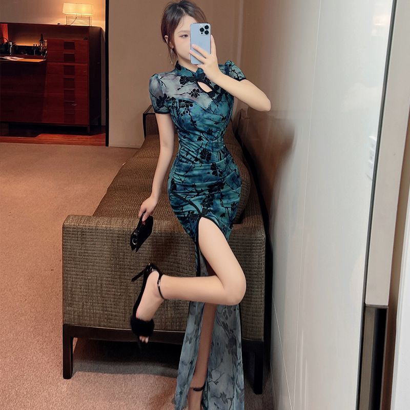 2026 Summer Cross-Border Foreign Trade Korean Style Stand Collar Printed Hip-Hugging Slit Long Dress with a Unique Design Cheongsam Dress 7853