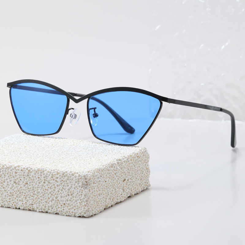 Metal Square Frame Fashion Retro Personality Sunglasses Outdoor Sports Leisure Sun Protection Driving Trendy Women's Cross-Border Sunglasses Metal Square Frame Fashion Retro Personality Sunglasses Outdoor Sports Leisure Sun Protection Driving Trendy Women's Cross-Border Sunglasses