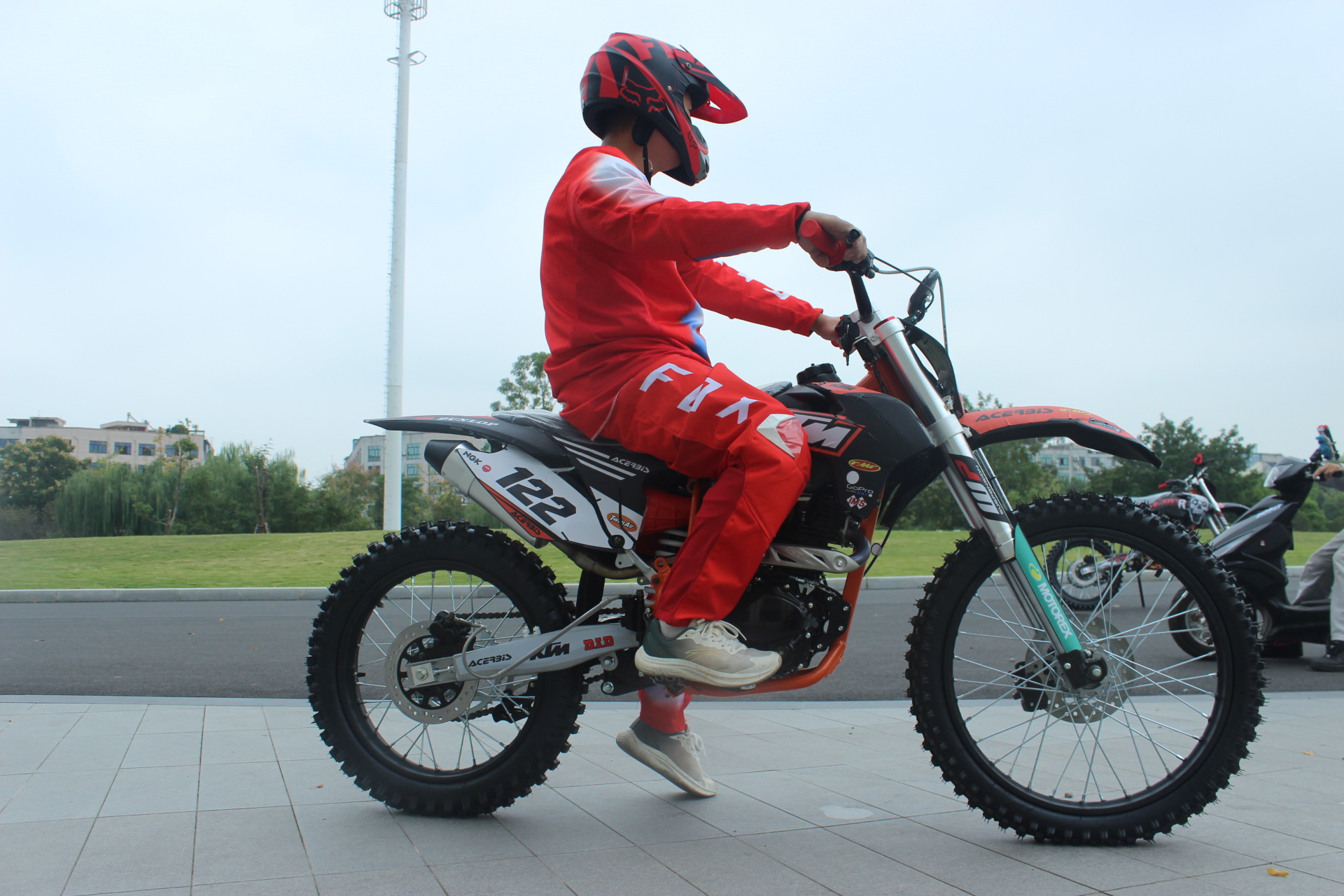 Factory Direct Sales 250Cc Off-Road Vehicle, Mountain Motorcycle, Two-Wheeled Racing Vehicle, Fuel Atv, All-Terrain Vehicle