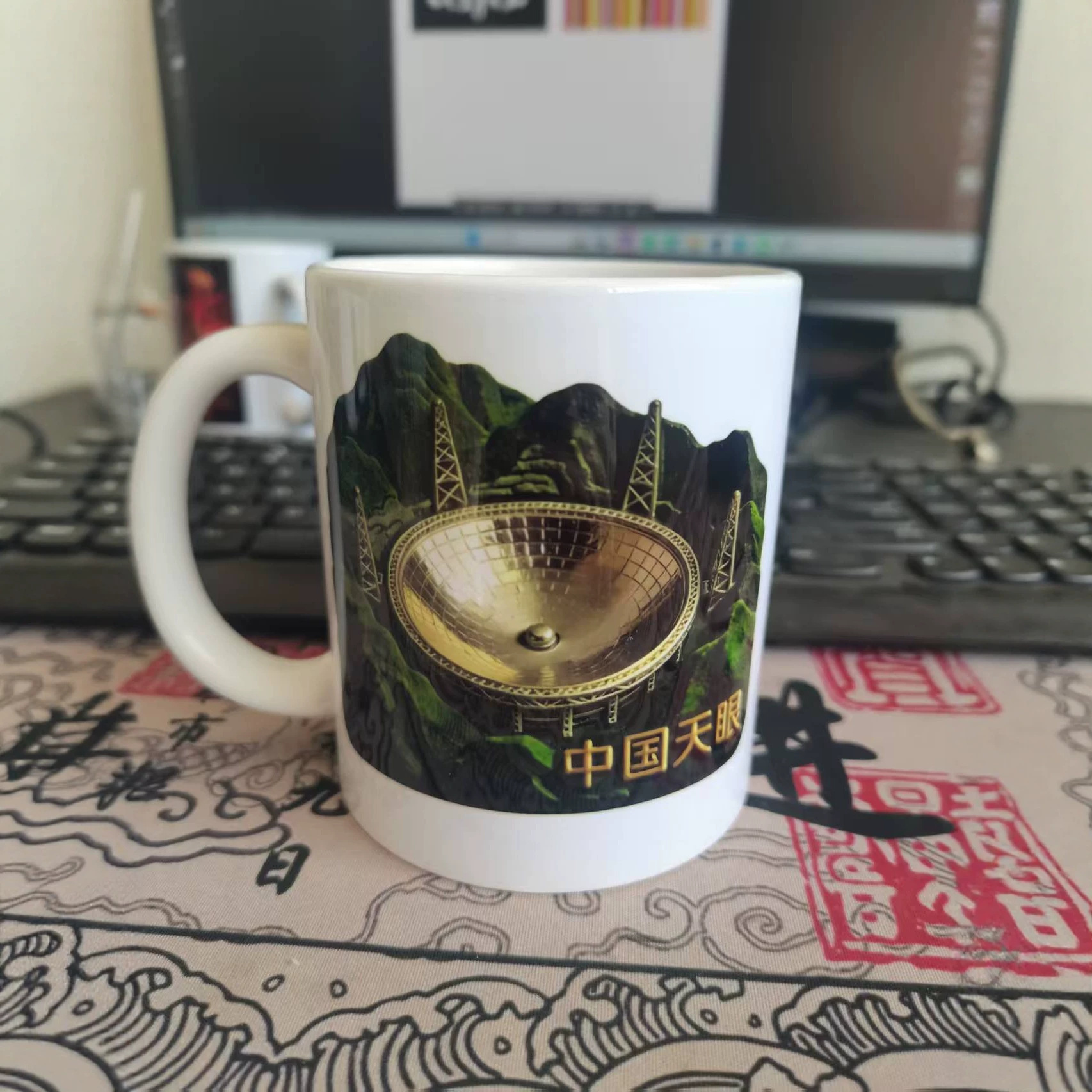Fabricantes de suministro de tazas de cápsula personalizadas tazas de sublimación caliente tazas de cerámica personalizadas tazas de agua de cerámica transfronteriza tazas de cerámica creativas