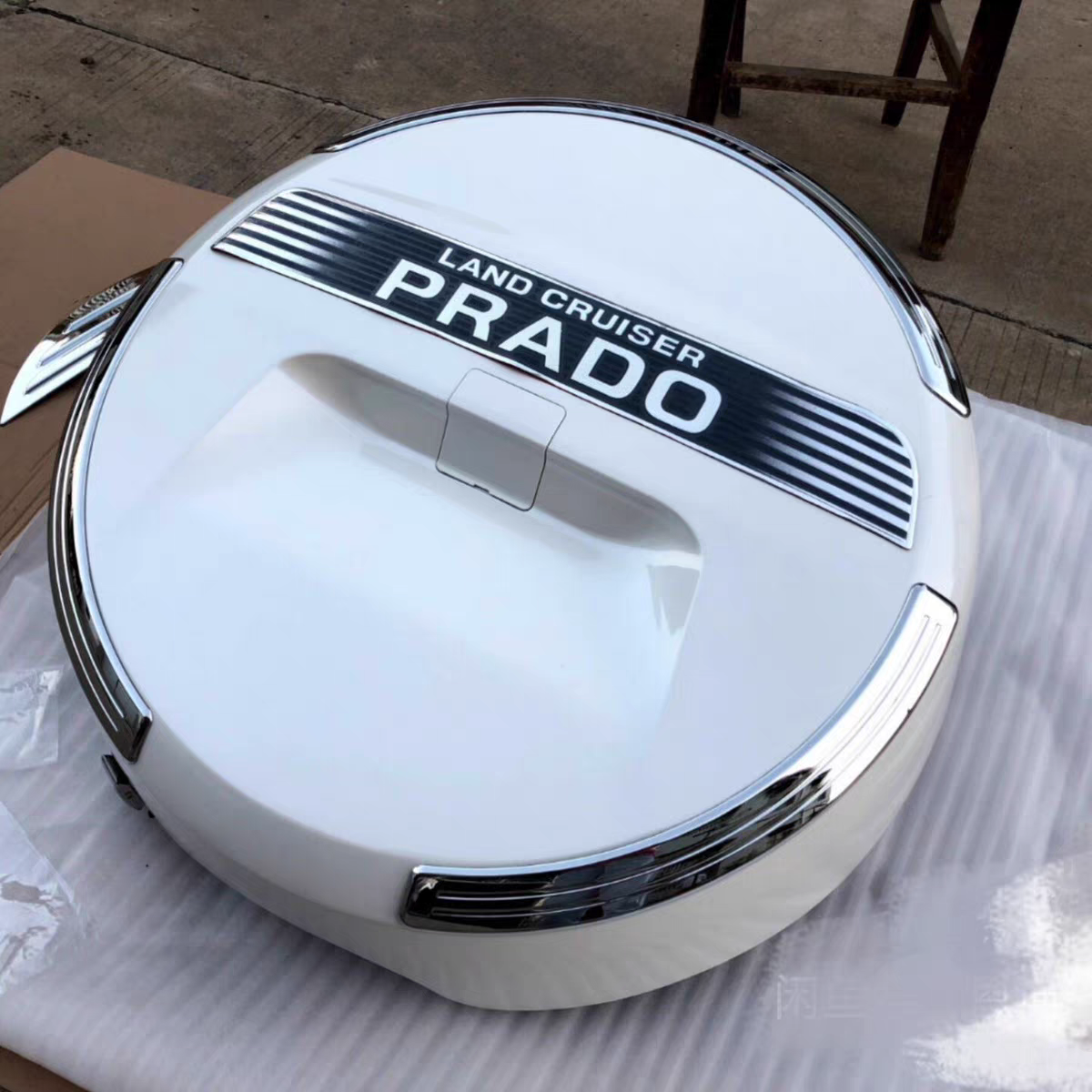 Suitable for Toyota 10-19 Prado Spare Tire Cover Middle East Version Domineering 4500 Spare Tire Shell Cover Rear Tire Cover