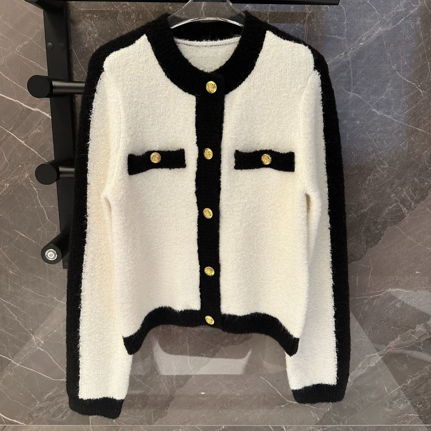 THOM BRASSY 3068 Короткая куртка с декоративными пуговицами