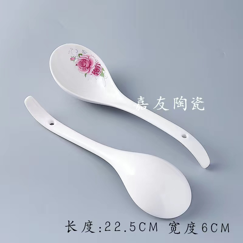 여름 꽃은 열정적입니다
