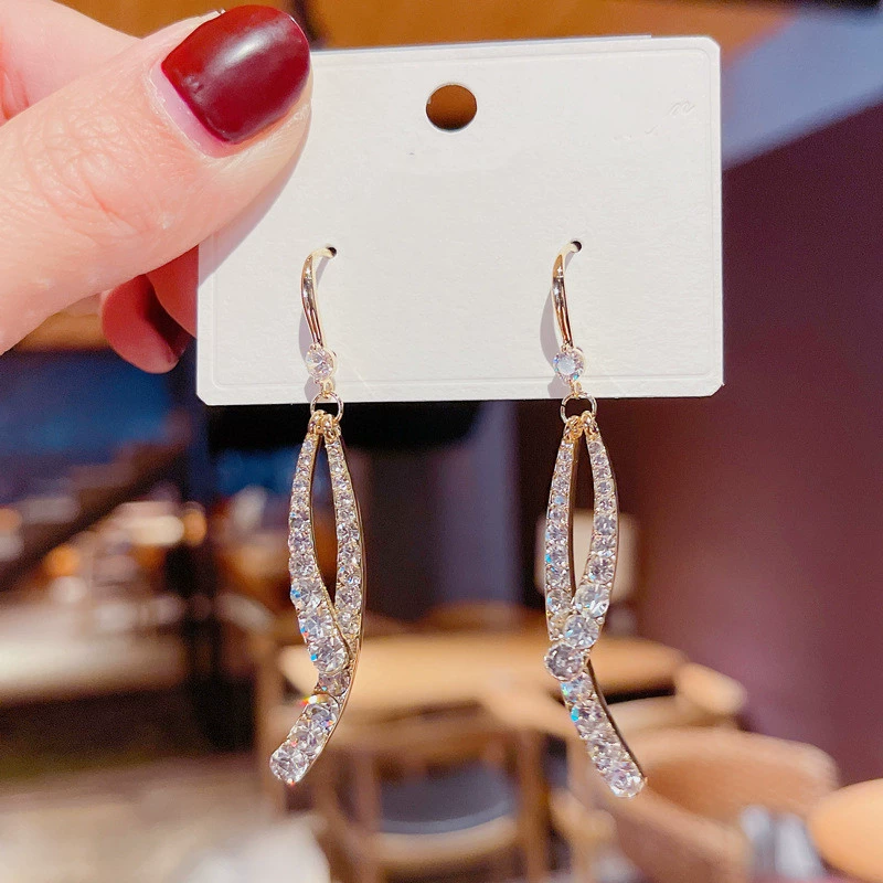 Серьги (Yiwu Yishang) S925 Серебро игла, кристальные стрази, длинная капля сердце, лёгкая роскошь