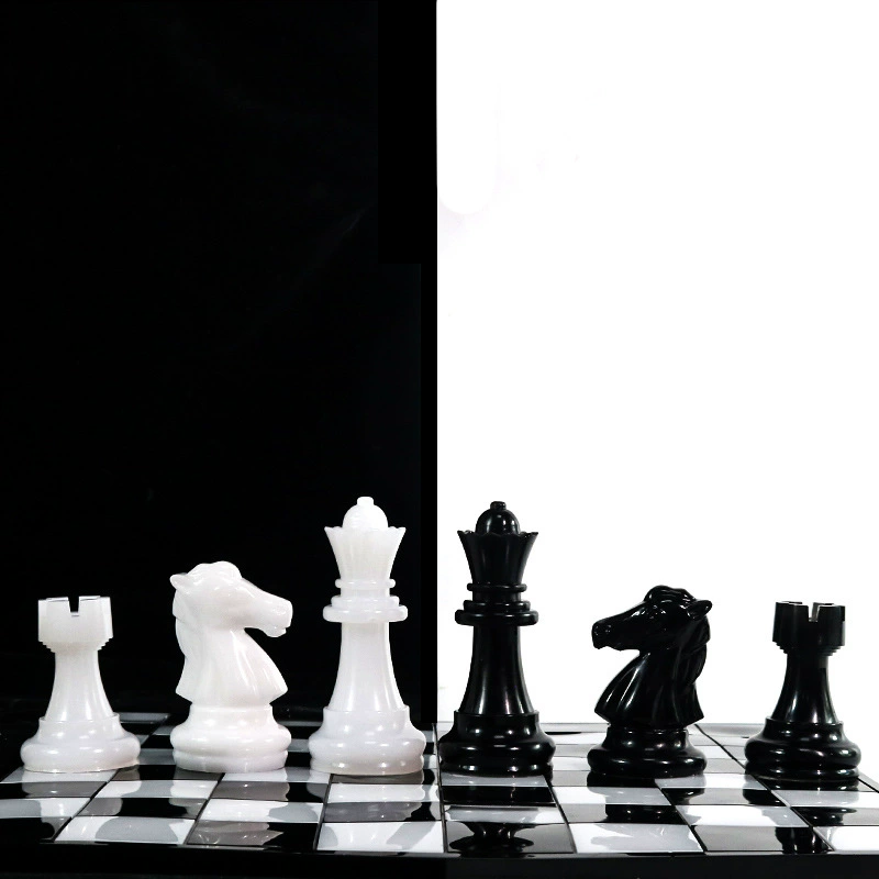 Three dimensional chess, silicone mold, handmade, mirror effect, (Cross-border trading)