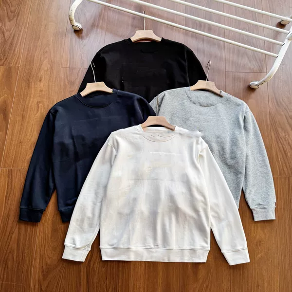 70699 New hooded sweatshirt