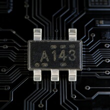 全新原装 SN74AHC1G14DBVR 丝印A143 SOT-23-5 施密特触发反相器