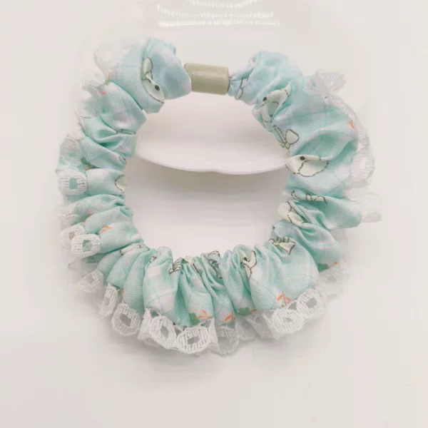 Lace trim scrunchie, fresh and simple style, summer fashion hair tie for ponytails, high-end scrunchie, DIY hair accessory