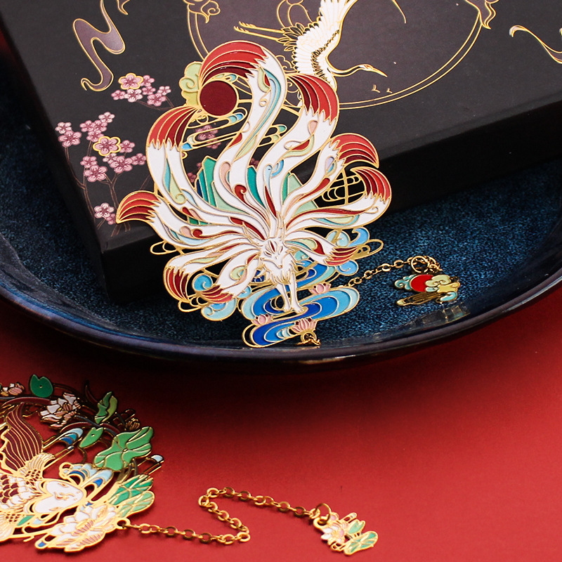 Ziyi Chinese style bookmark metal hollow diy cute girl heart student simple ins souvenir pendant gift