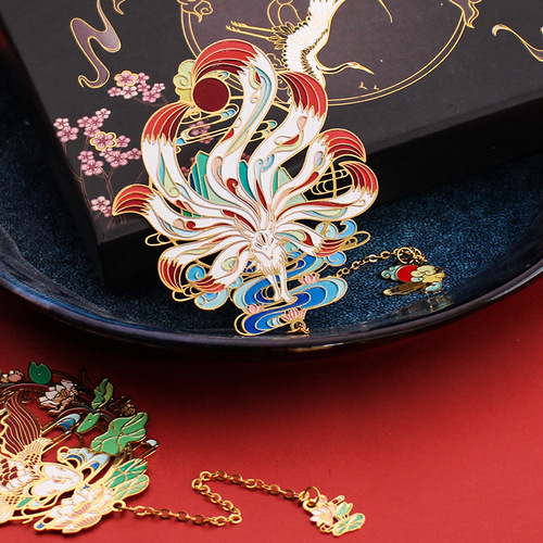 Ziyi Chinese style bookmark metal hollow diy cute girl heart student simple ins souvenir pendant gift