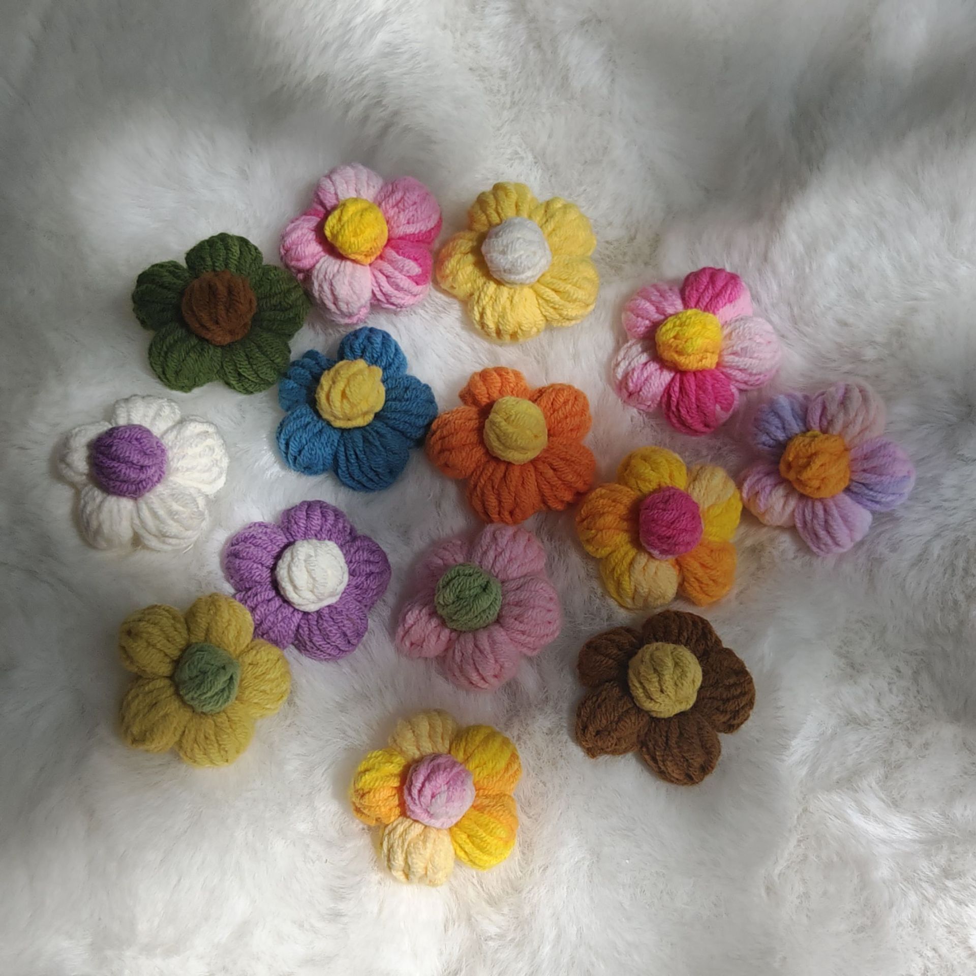 무작위 색상의 머리끈