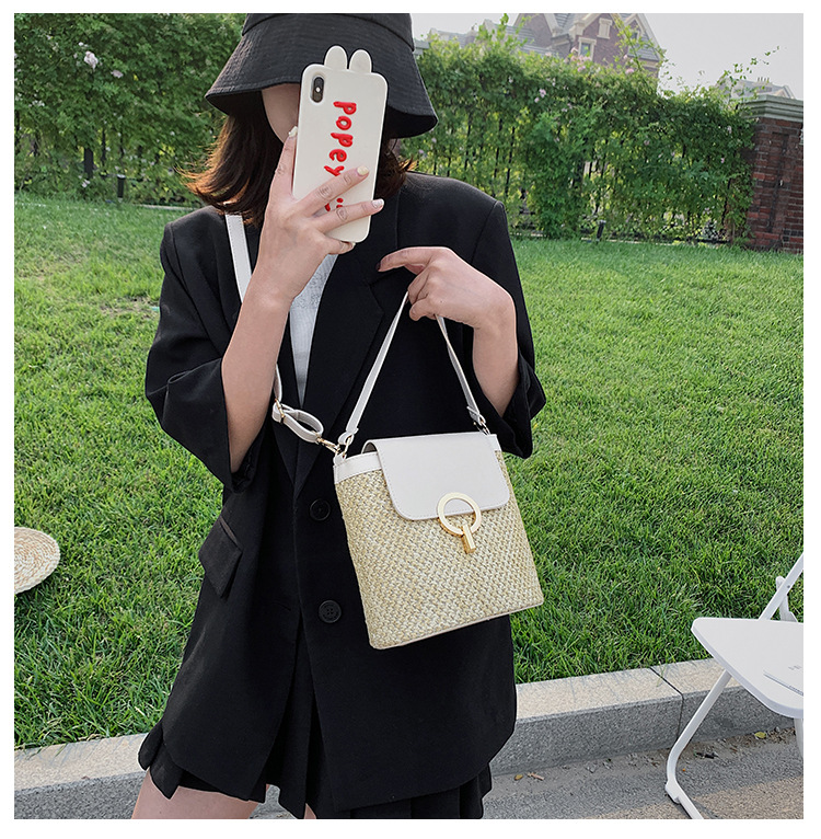 Handheld Damen Eimer Urlaub 2024 Frühjahr/Sommer neue Crossbody Stroh Rattan gewebt Mode kleine Tasche_voghion.com