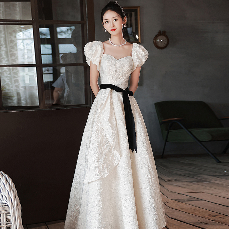 Vestido de noche de satén blanco, estilo francés transfronterizo, estilo princesa, novedad de otoño y verano 2026
