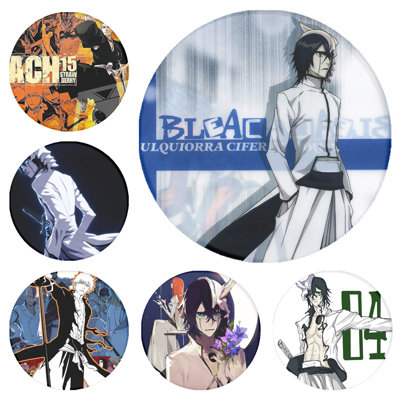 BLEACH Ulquiorra va Ichigo Kurosaki nishoni/oynasi uchun kalit zanjiri (yapon anime seriali BLEACHda Ichigo Kurosaki taqqan kalit zanjiri bilan bir xil uslubda).
