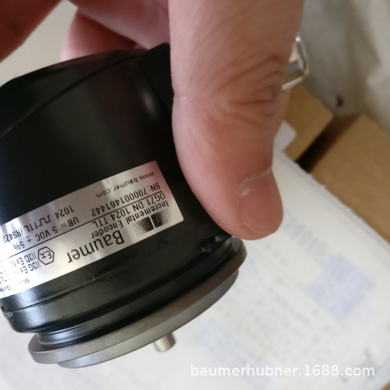 堡盟Baumer IVO绝对值编码器GXP5W.110M116