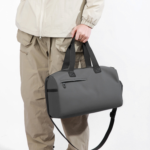 Capacious water repellent one-shoulder bag