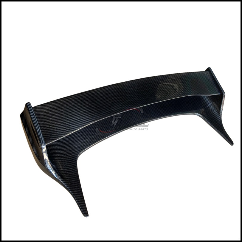 Suitable for Nissan 350Z modification, carbon fiber GT rear spoiler, Varis dual-layer spoiler for 370z