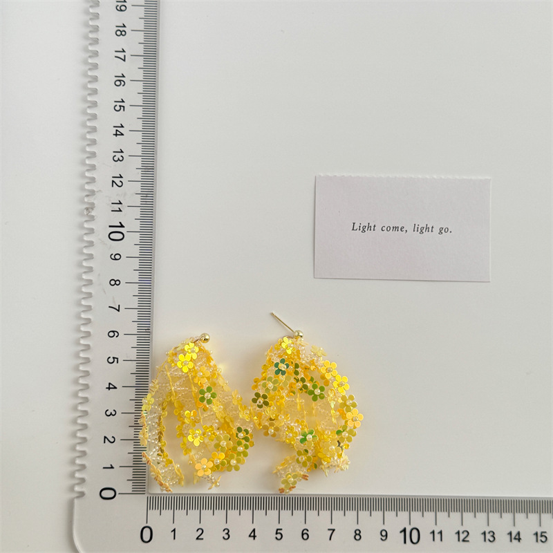25g Weight Silver Ear Needle Material Drop Earrings Classification 1 Pair Quantity Holiday, Daily Occasion PVC Material Colorful Pattern All Seasons Season Women's Gender Sequins Design Elegant, Ethnic Style Style 1 Pair Elegant Ethnic Style Colorful Sequins PVC Drop Earrings 无
