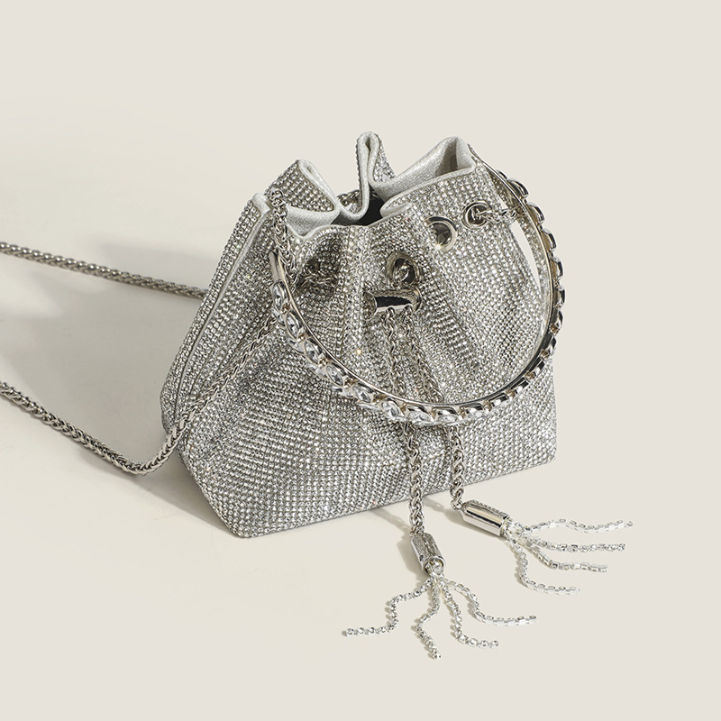 Borsa a tracolla da donna con catena di strass elegante pochette_voghion.com