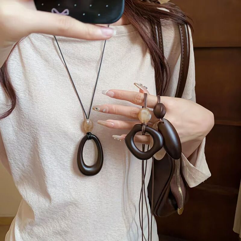 Retro Long Asymmetrical Ring Pendant Necklace Women's Ethnic Style Adjustable Halterneck Sweater Chain High-End Accessories