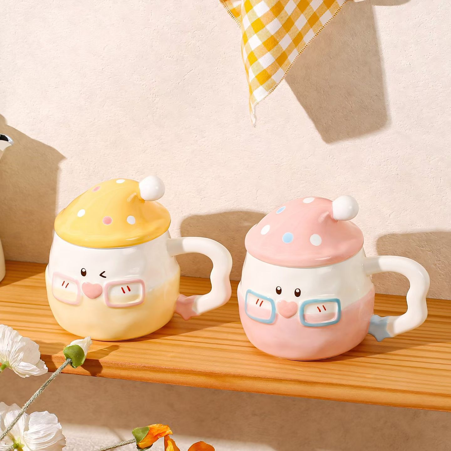 Sombrero mágico creativo lindo muñeca de dibujos animados taza de regalo de mano cubierta taza de cerámica de agua de oficina taza de alto valor facial