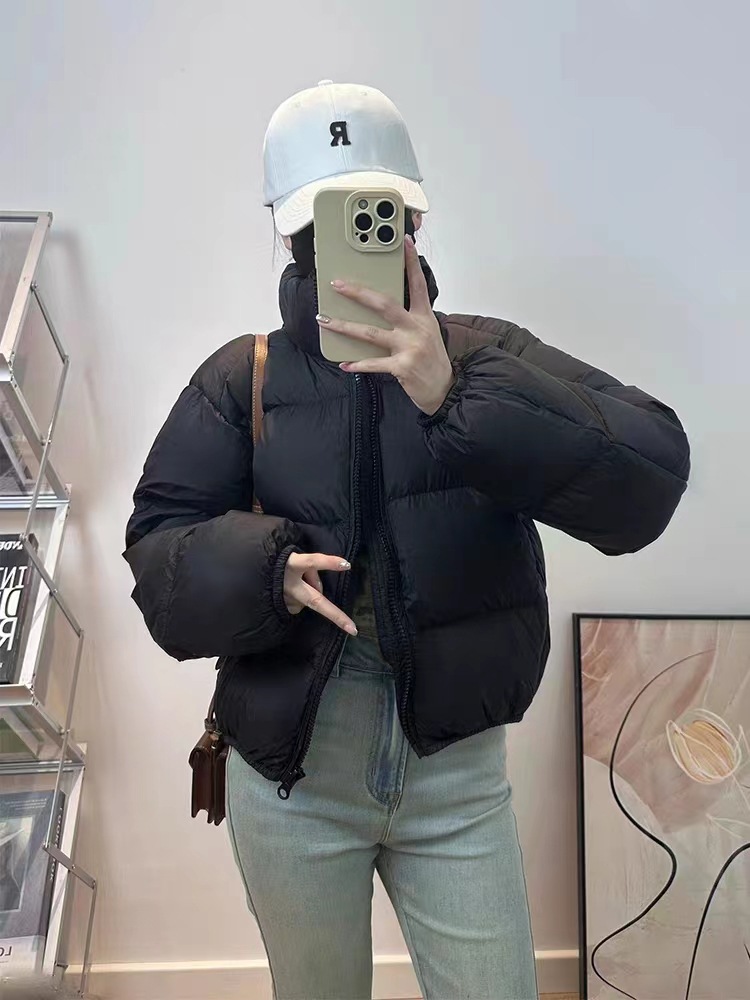 검은색
