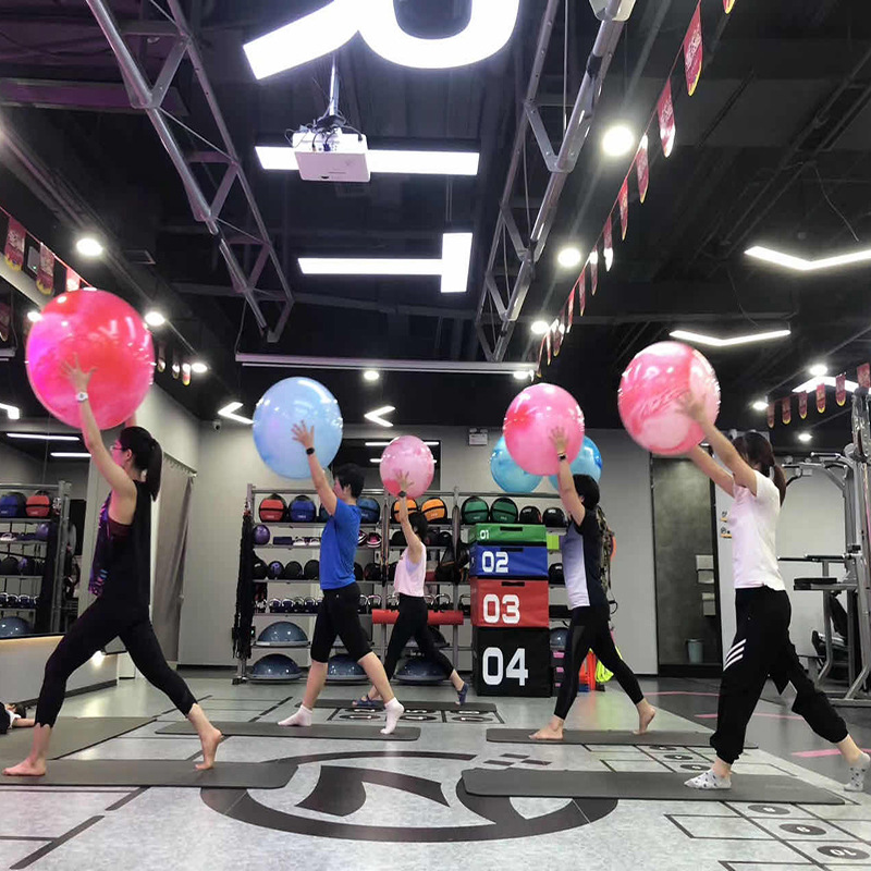 爆款加厚彩色瑜伽球云彩球健身普拉提平衡球孕妇运动用品光滑球型