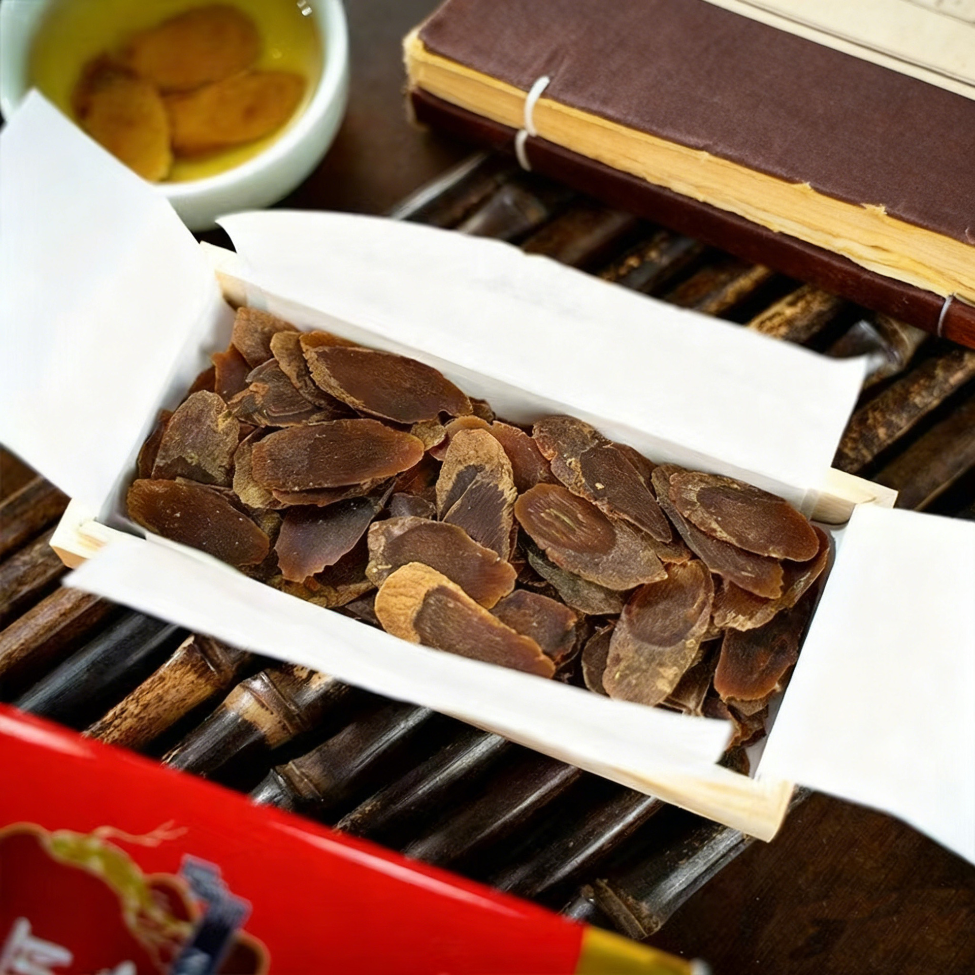 Korean Red Ginseng Whole Root Slices Unsweetened 37.5g Iron Box Qi Han preparation