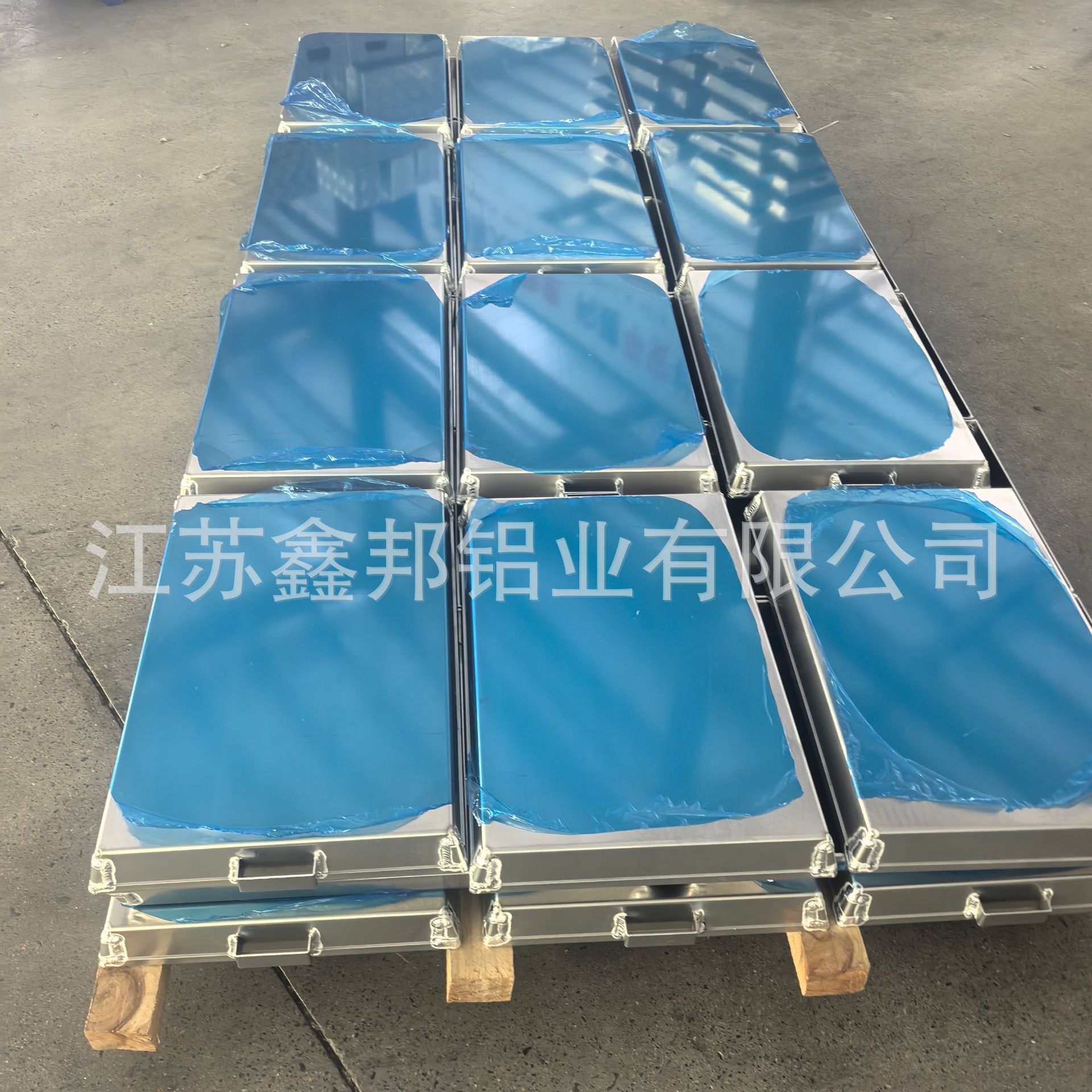 铝合金盘子生产厂家 青岛铝盘直供 山东铝盘定制 烟台冻干盘整体