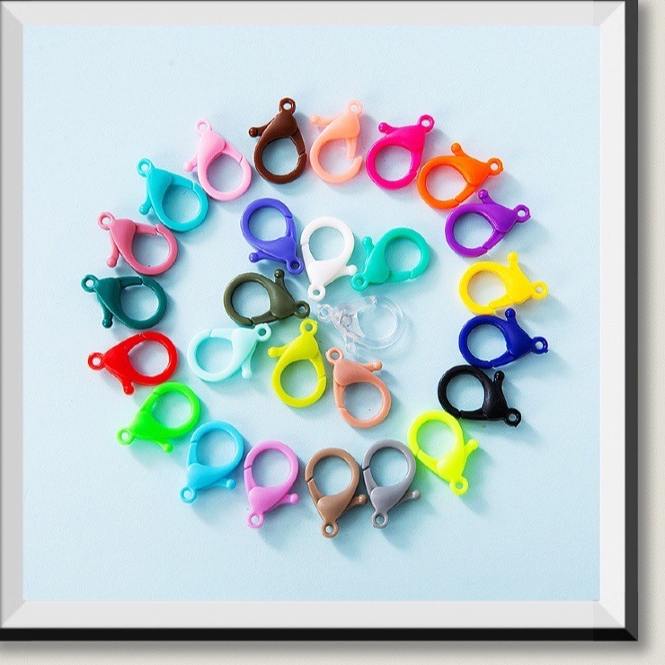 Hecho a mano DIY joyería llavero accesorios 25mm plástico color langosta hebilla coreana caramelo máscara cadena hebilla colgante