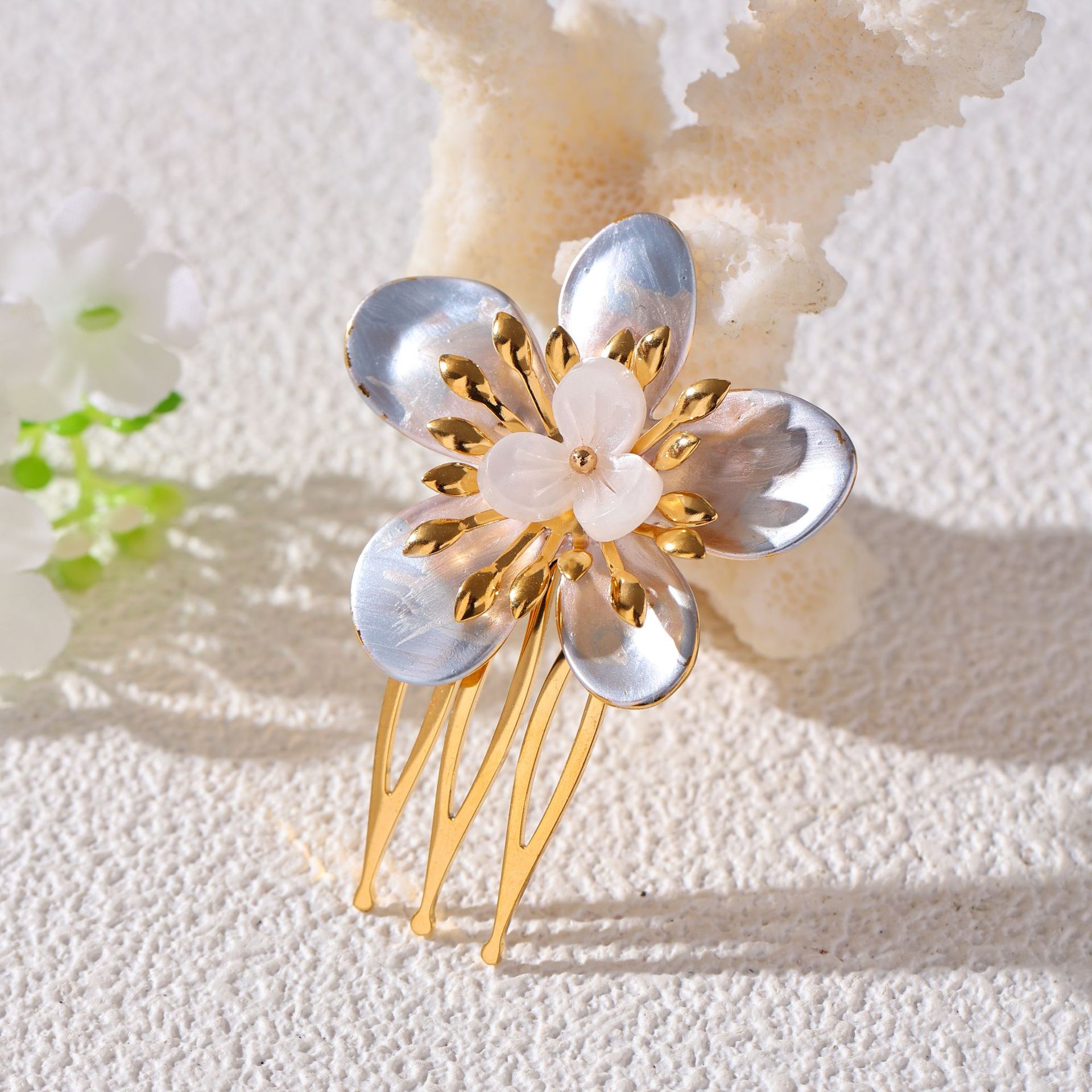 TENA Europa y los Estados Unidos transfronterizos tulipanes dorados flores de peinado cráneo alto universal accesorios de pelo de viajeros mujeres al por mayor