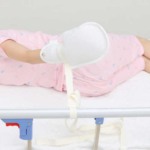 Bedridden elderly people avoid extubation, breathable restraint gloves to avoid scratching patients, multi-purpose restraint care belts and ropes