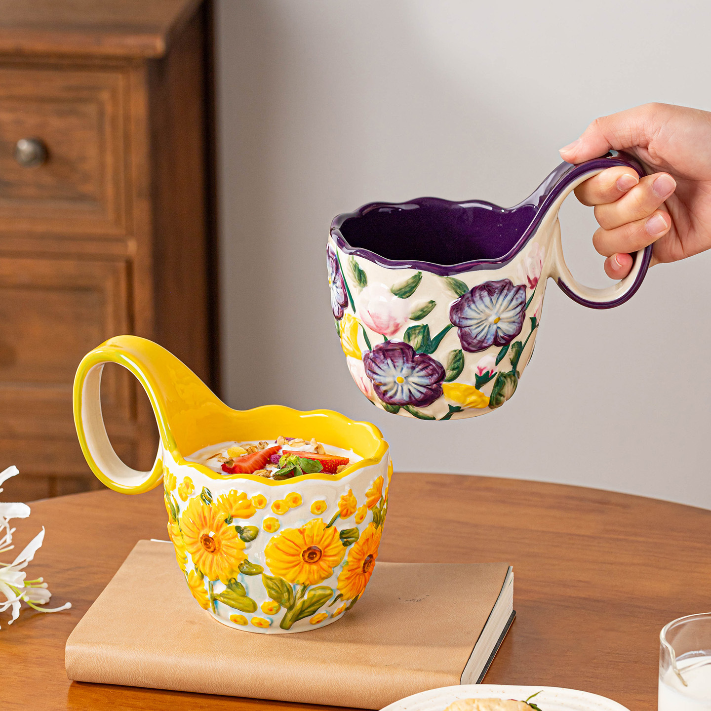Taza de relieve, taza pintada a mano, taza de cerámica, regalo, taza de agua roja, taza de café, taza de desayuno, taza de alto valor facial