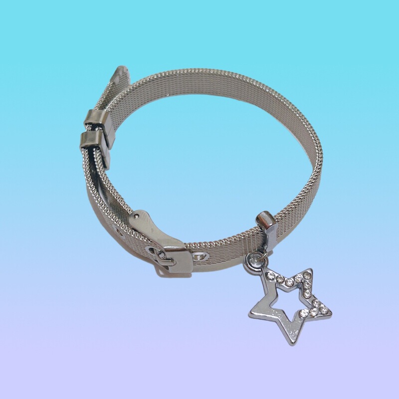 Korean niche hollow five-pointed star love pendant personalized belt style medical steel bracelet adjustable