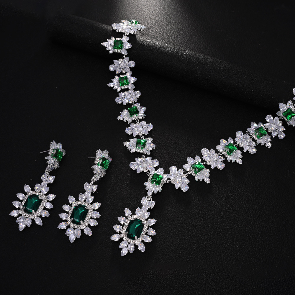 Amazon venta caliente conjunto de joyas geométricas de moda moda de diamante de clavícula simple pendientes accesorios JewelrySet