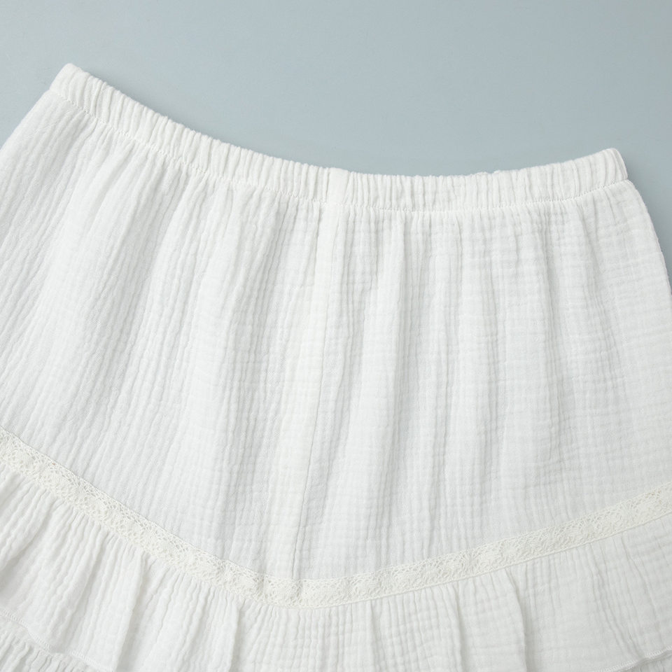 Bộ áo sơ mi dài tay tay phồng và quần short xếp ly phối bèo nhún — Màu trắng chi tiết 25