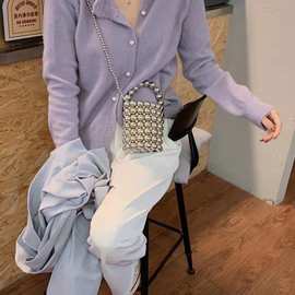 伊甸园珍珠毛衣女纯色针织V领开衫单排扣淑女外套宽松百搭上衣