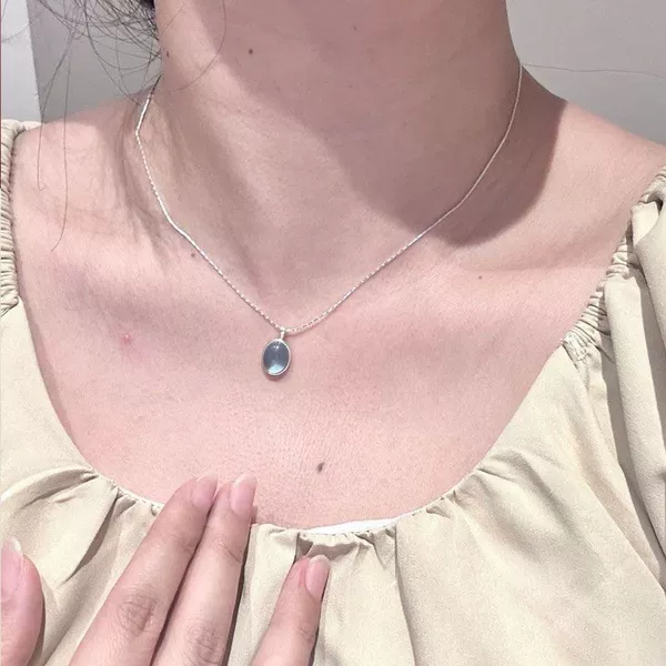 Sapphire quality pendant